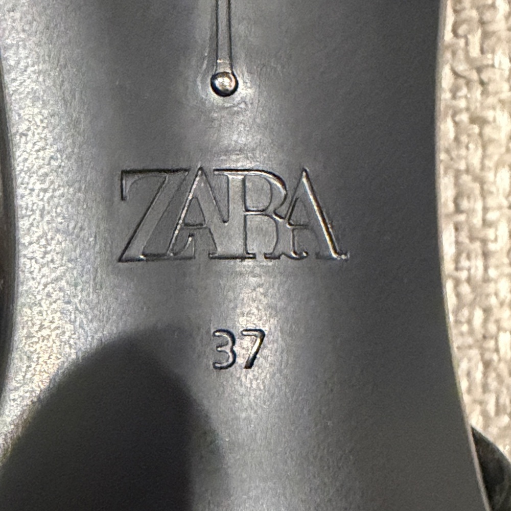 Zara Black Pointed Slingback Heels - Picture 4 of 7